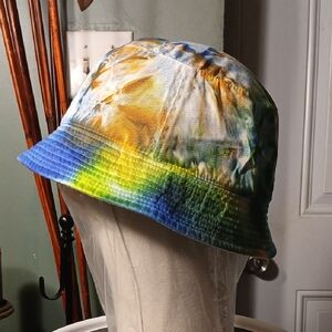Colorful Tie-Dye Bucket Hat
